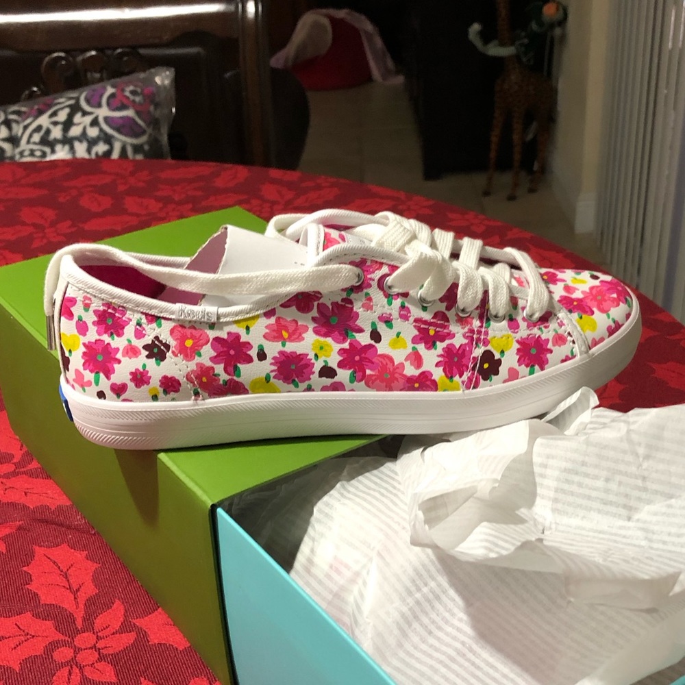 New leather floral Kate Spade Keds 7 1/2